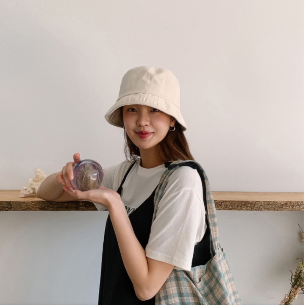 Bucket hats